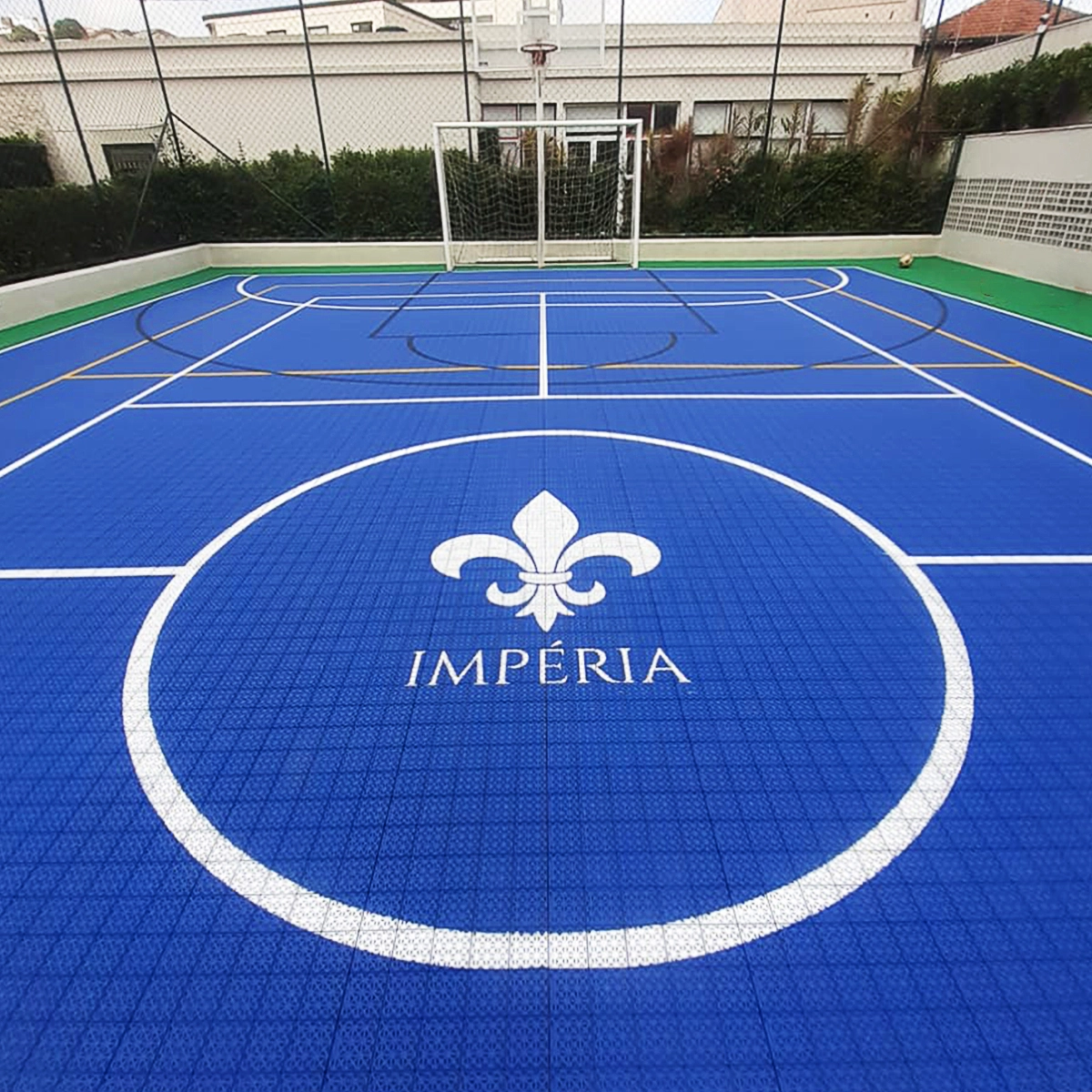 Quadra com piso modular outdoor no Condomínio Impéria